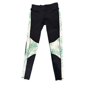 ❌sale ❌  Alana Palm Stripped Leggings
